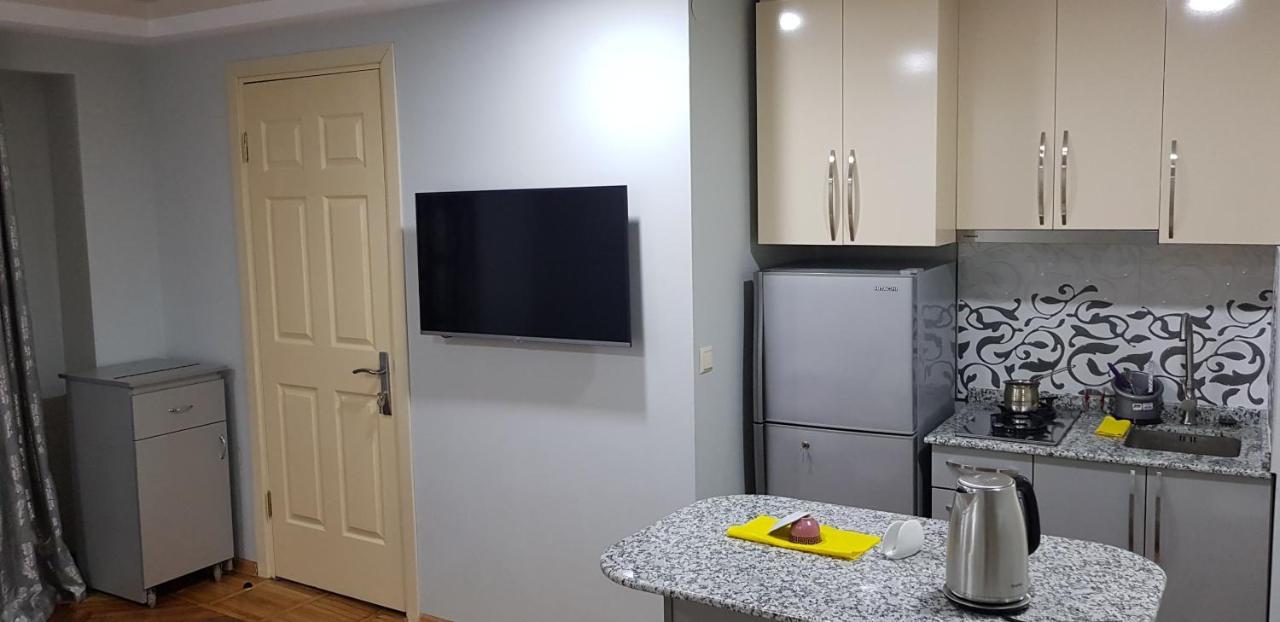 Apartament Shushana Batumi Exterior foto